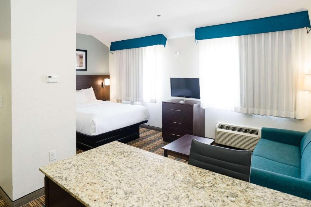 MainStay Suites Knoxville Airport Image 19